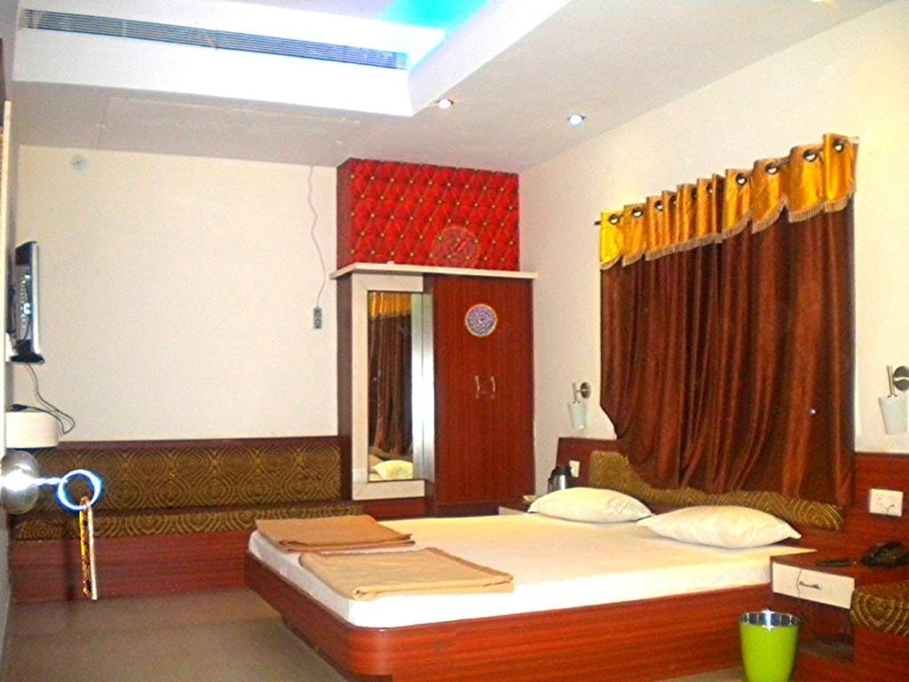 Hotel Sagar Castle Ratlam Phòng bức ảnh
