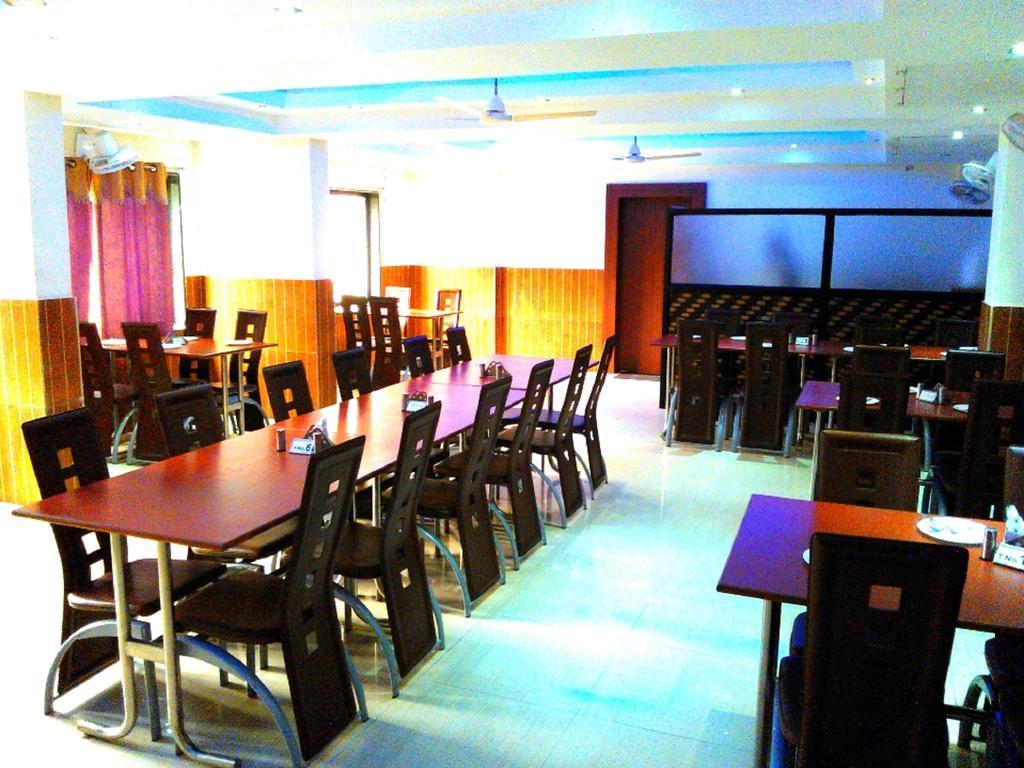Hotel Sagar Castle Ratlam Ngoại thất bức ảnh