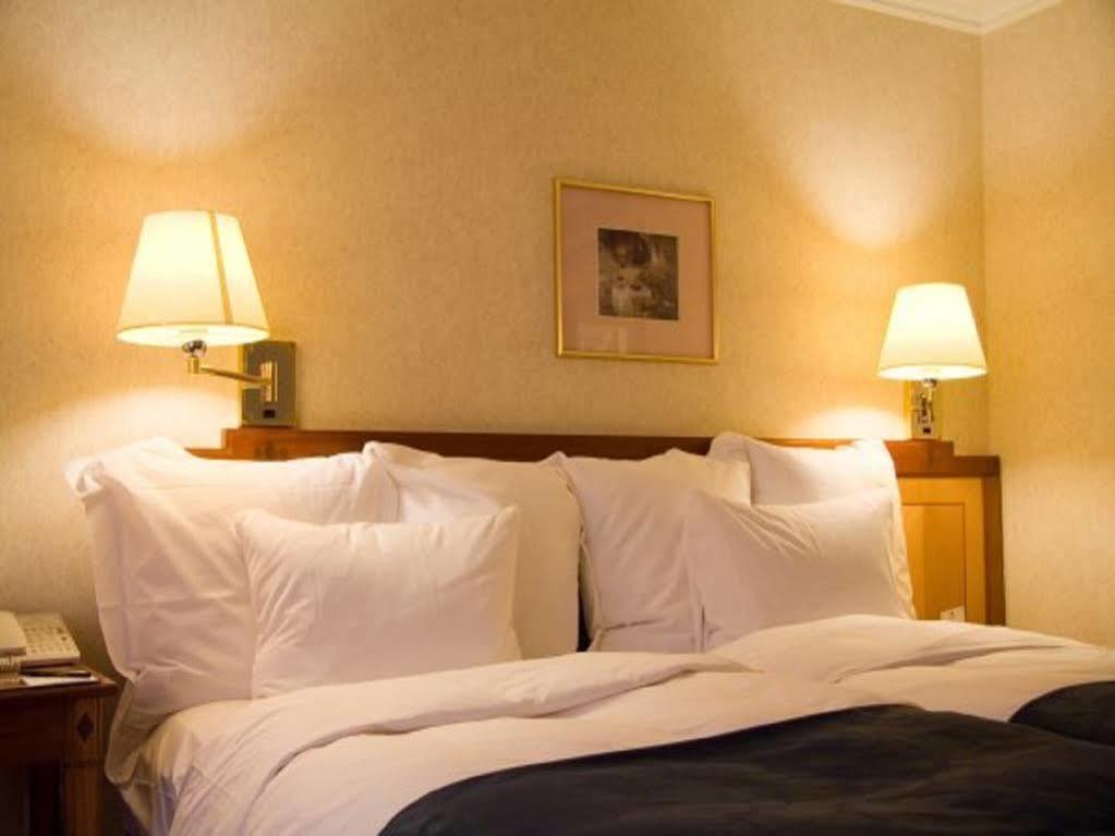 Hotel Sagar Castle Ratlam Ngoại thất bức ảnh